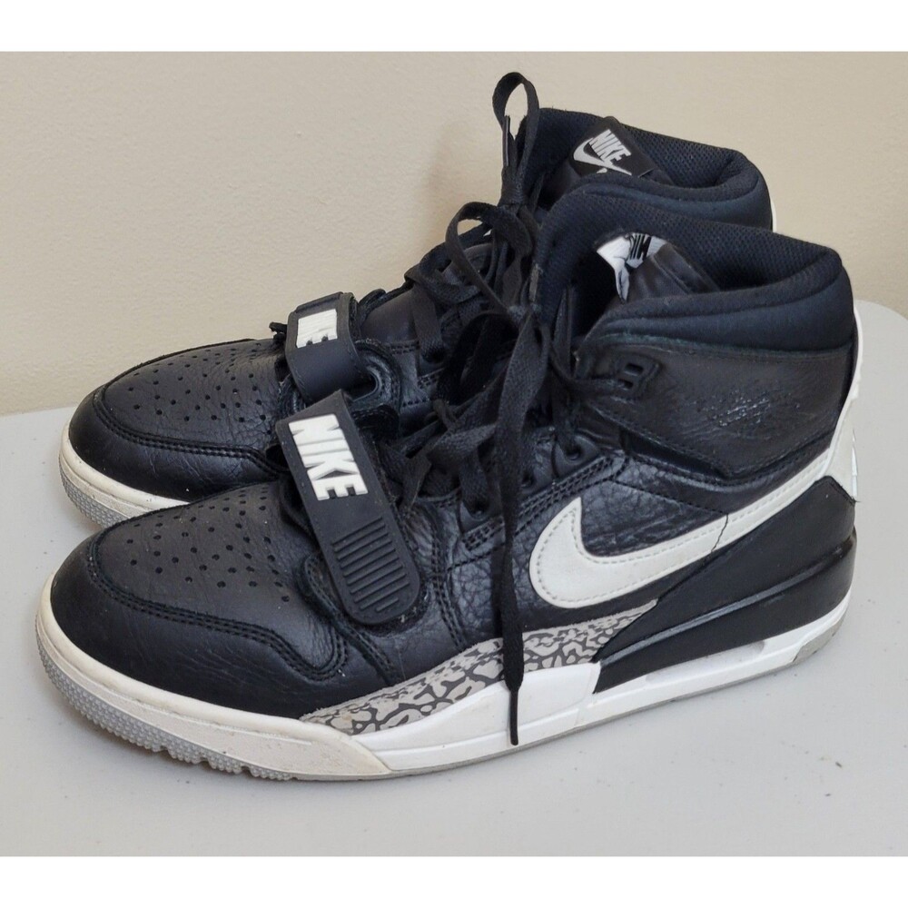 Nike Air Jordan Legacy 312 Black Cement White Men’s Size 9 AS IS